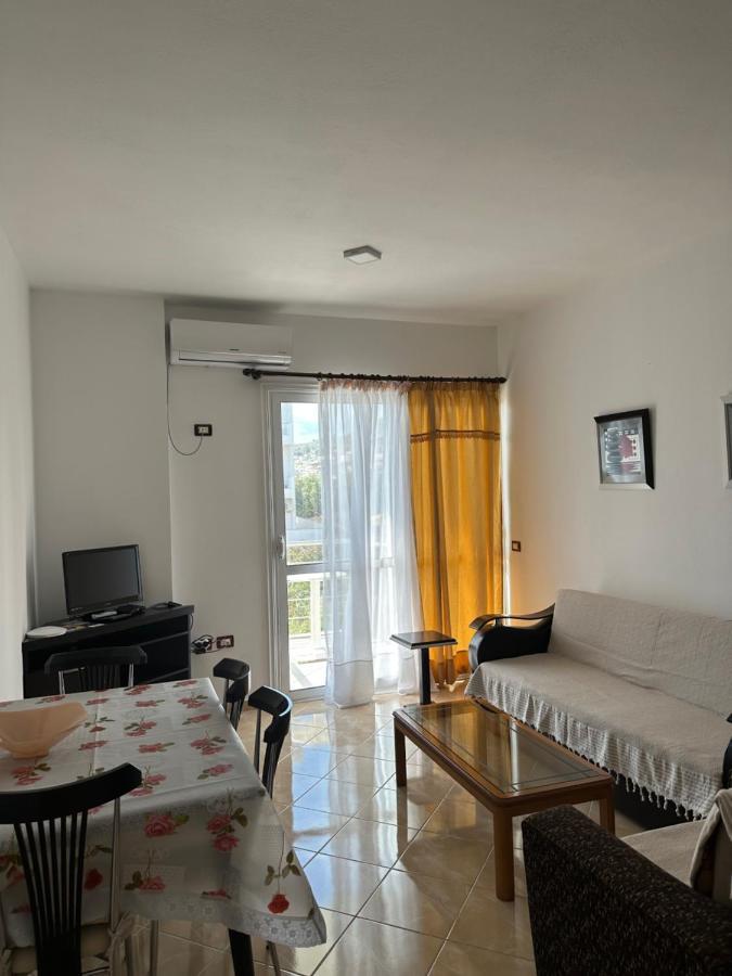 Blue Bay Apartments Саранда Екстер'єр фото