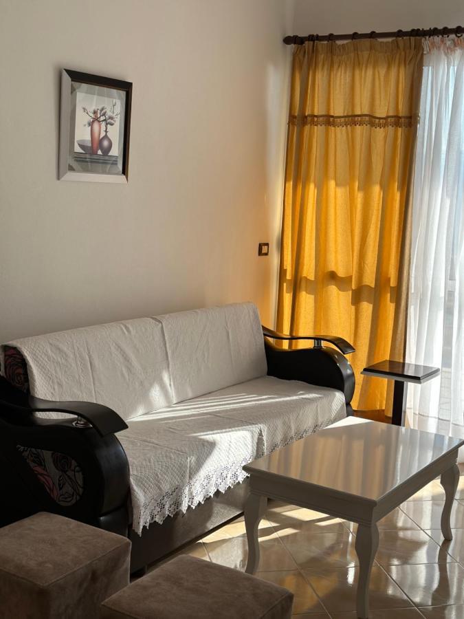 Blue Bay Apartments Саранда Екстер'єр фото