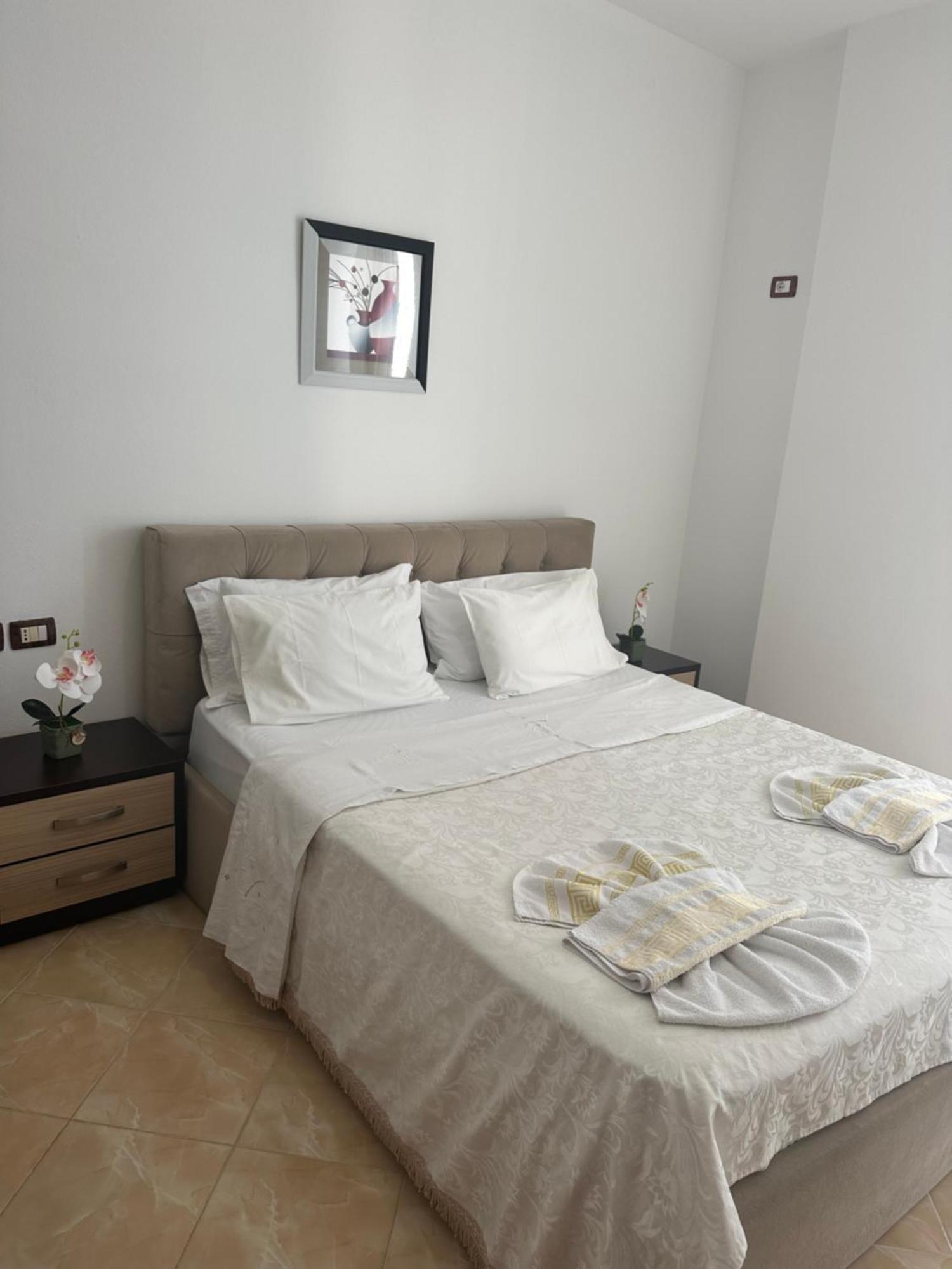 Blue Bay Apartments Саранда Екстер'єр фото