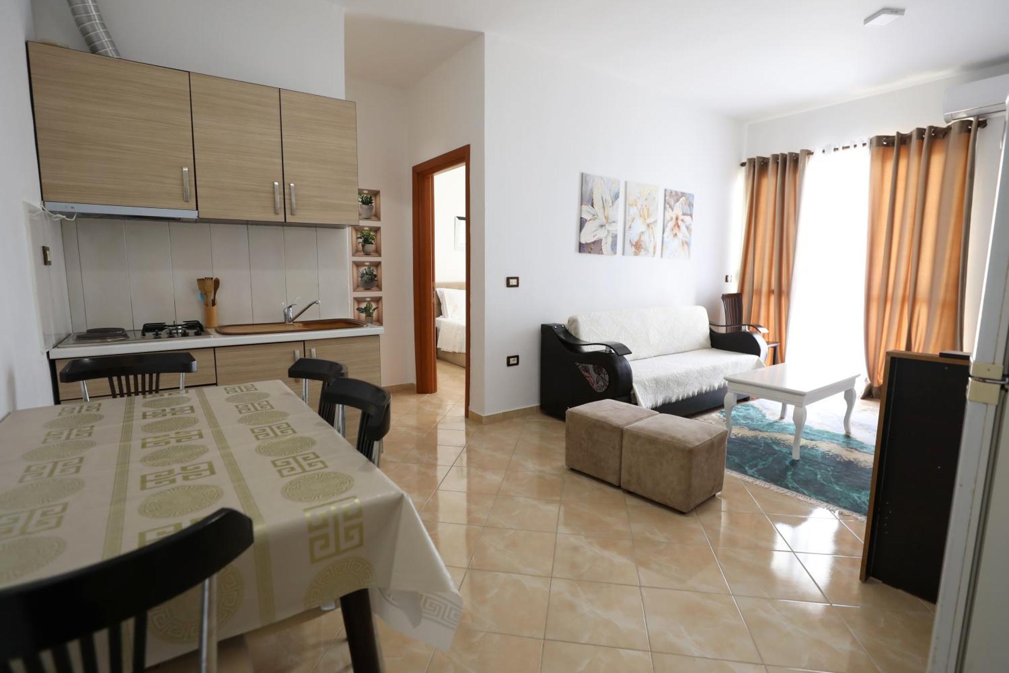 Blue Bay Apartments Саранда Екстер'єр фото